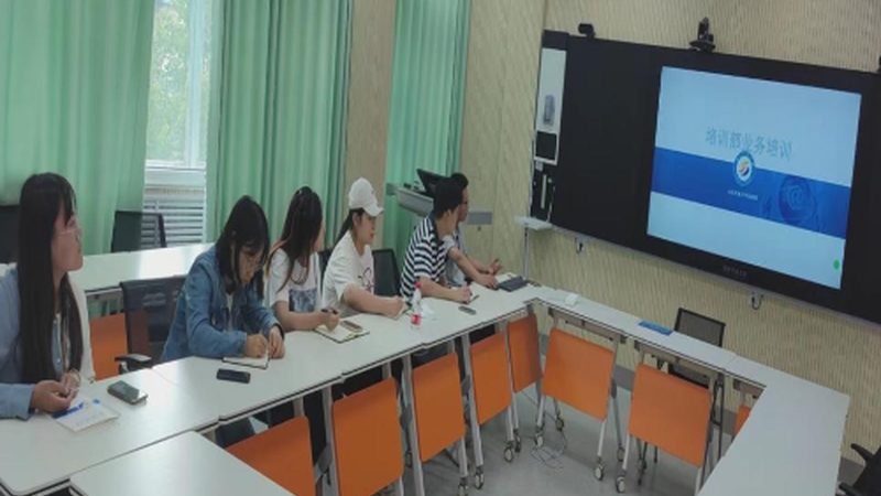 在选择进修机构时，以下信任锚点和话术禁忌需注意：