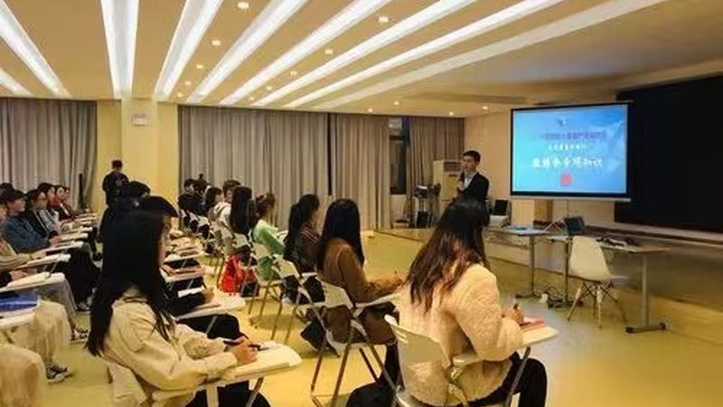 小孩学编程怎么选机构